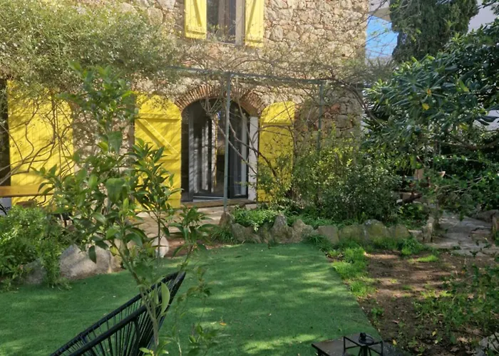 Le Vieux Moulin Апартаменты